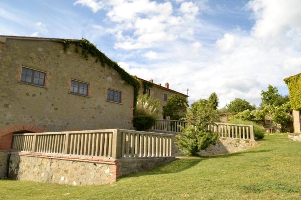 Fattoria Il Poggio Villa San Feliciano Exterior photo
